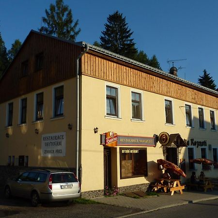 Penzion Na Rozcestí Janov nad Nisou Exterior foto