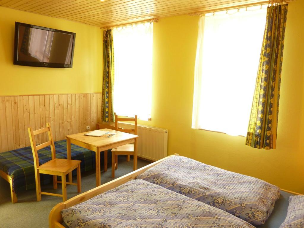 Penzion Na Rozcestí Janov nad Nisou Quarto foto